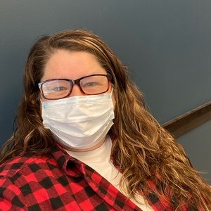 Meet your Posher, Corinne